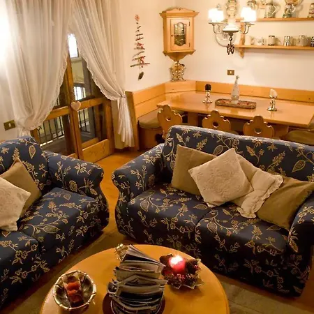 Casa Viola